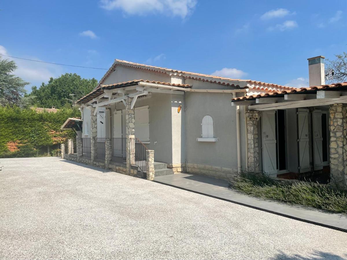 Villa Camille Céreste Exterior photo